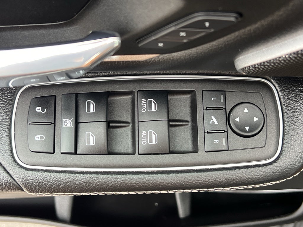 2023 RAM 1500 Laramie Diesel Night Edition