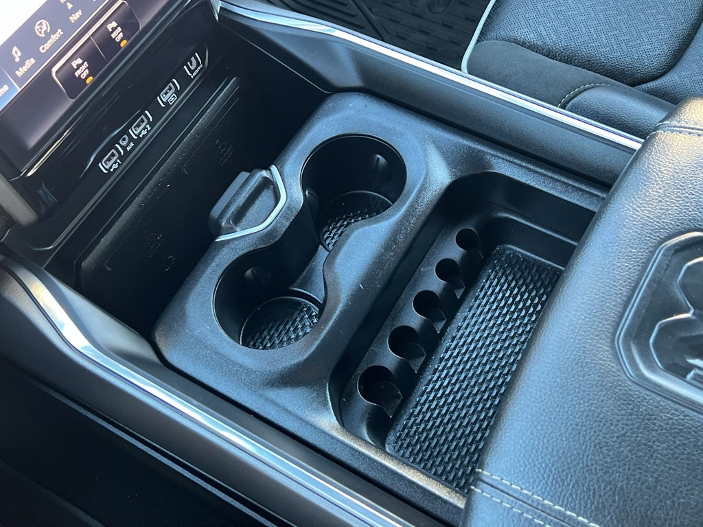 2025 RAM 1500 Laramie Night Edition w/Moonroof