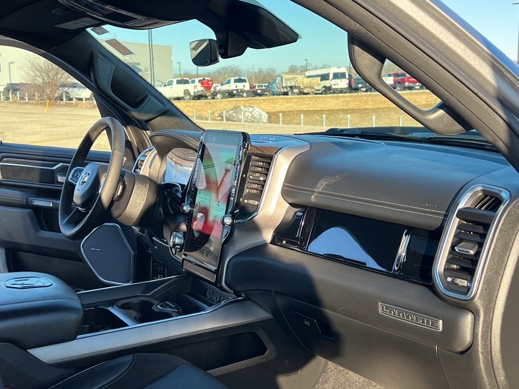 2025 RAM 1500 Laramie Night Edition w/Moonroof