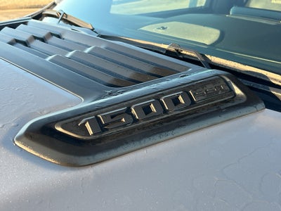 2025 RAM 1500 Laramie Night Edition w/Moonroof