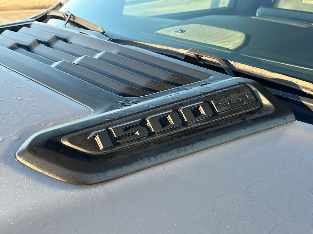 2025 RAM 1500 Laramie Night Edition w/Moonroof