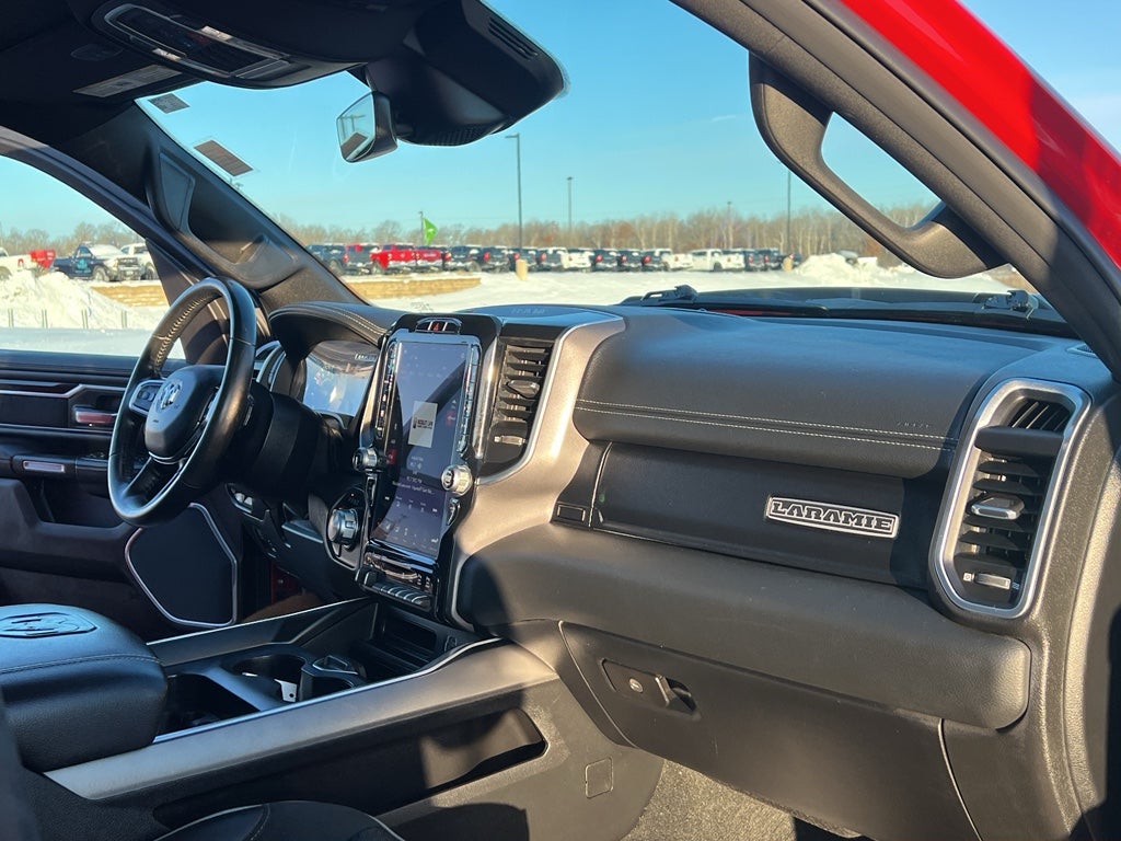 2021 RAM 1500 Laramie Night Edition w/Moonroof