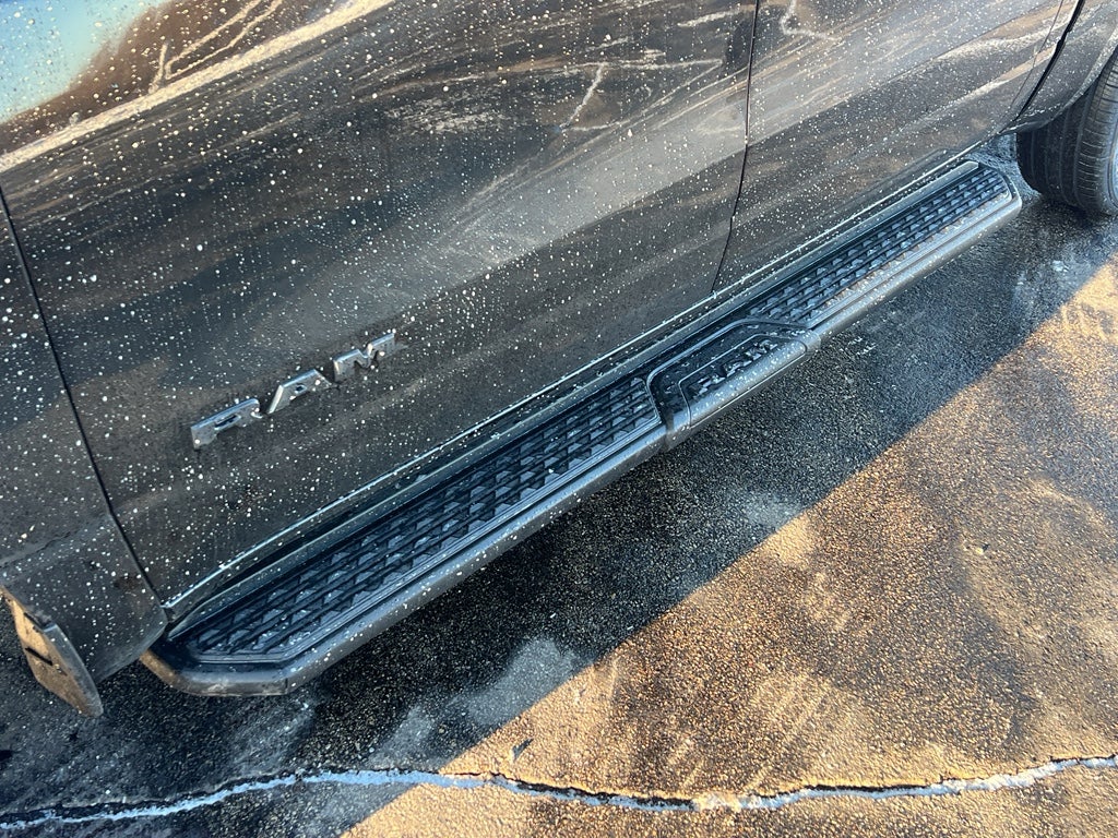 2023 RAM 1500 Laramie Night Edition w/Moonroof