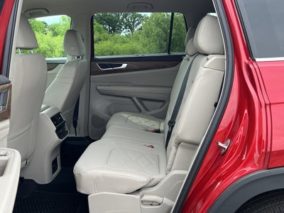 2025 Volkswagen Atlas 2.0T SE w/Technology