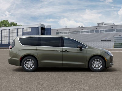 2027 Chrysler Pacifica Select Preferred