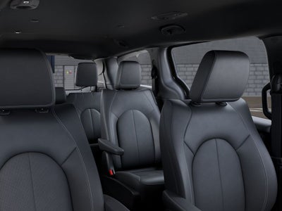 2027 Chrysler Pacifica Select Preferred