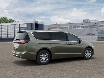 2027 Chrysler Pacifica Select Preferred