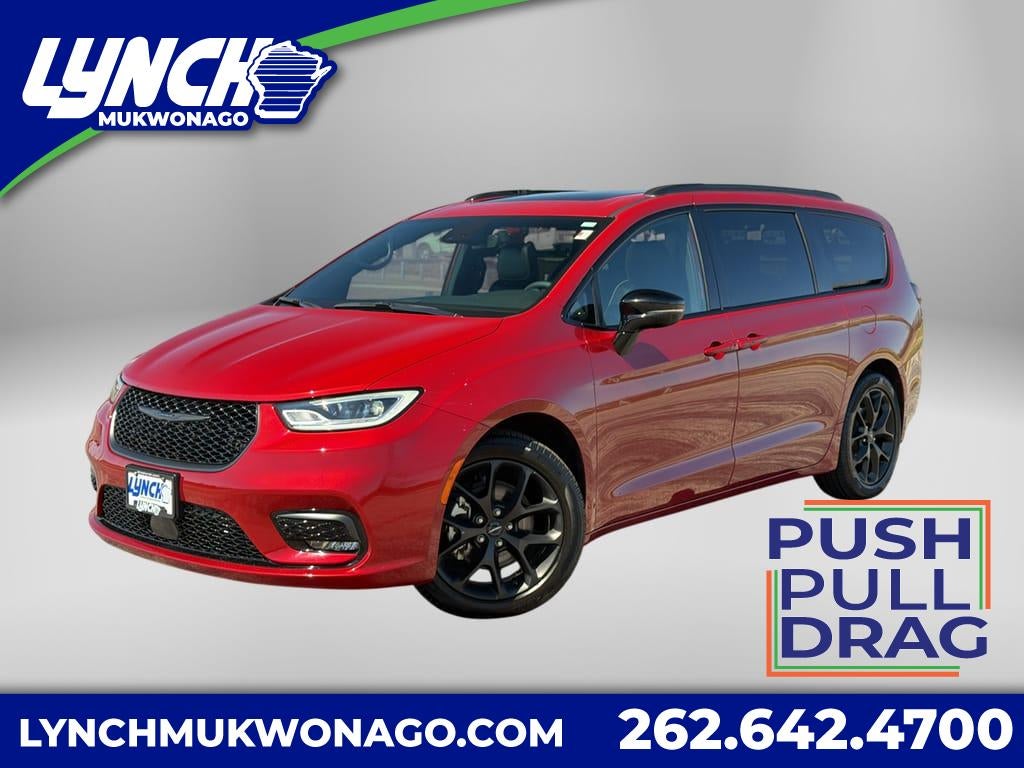 2025 Chrysler Pacifica Limited w/Tow Package