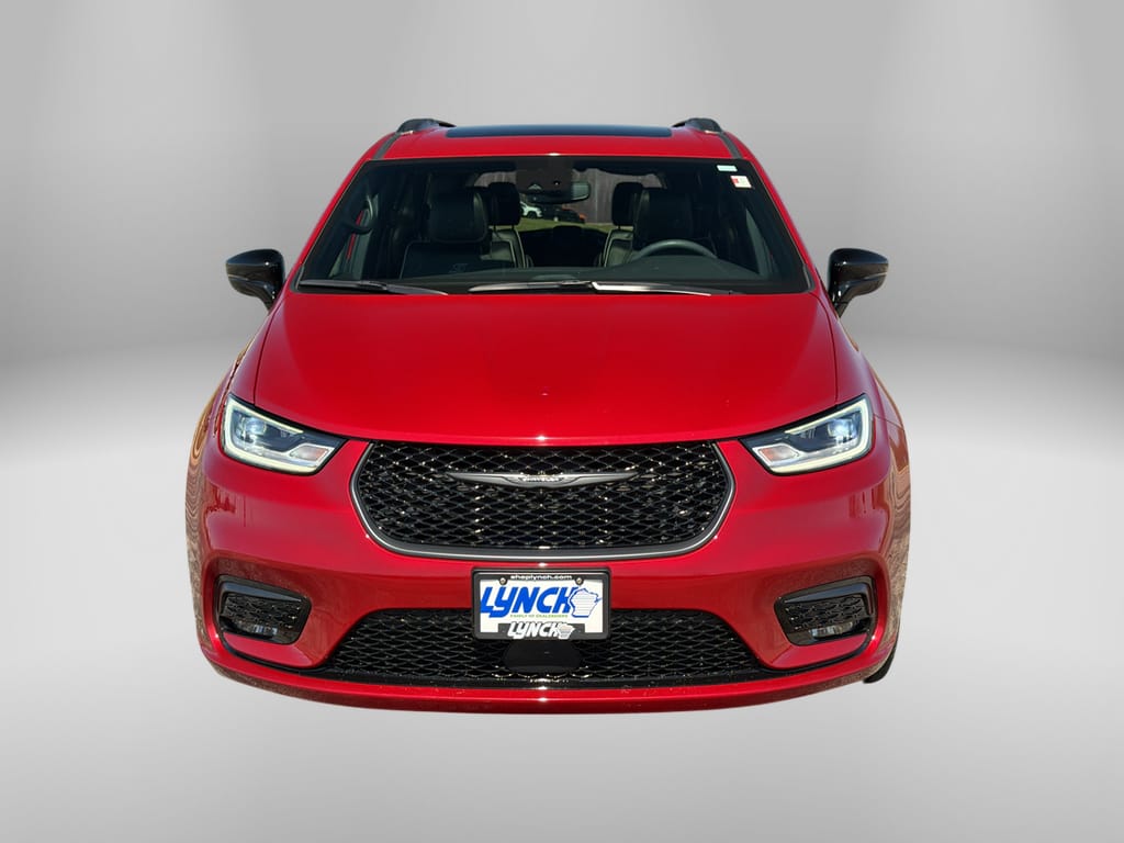 2025 Chrysler Pacifica Limited w/Tow Package