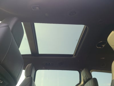 2027 Chrysler Pacifica Select Tech AWD
