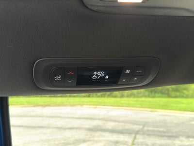 2027 Chrysler Pacifica 250th Select Anniversary AWD