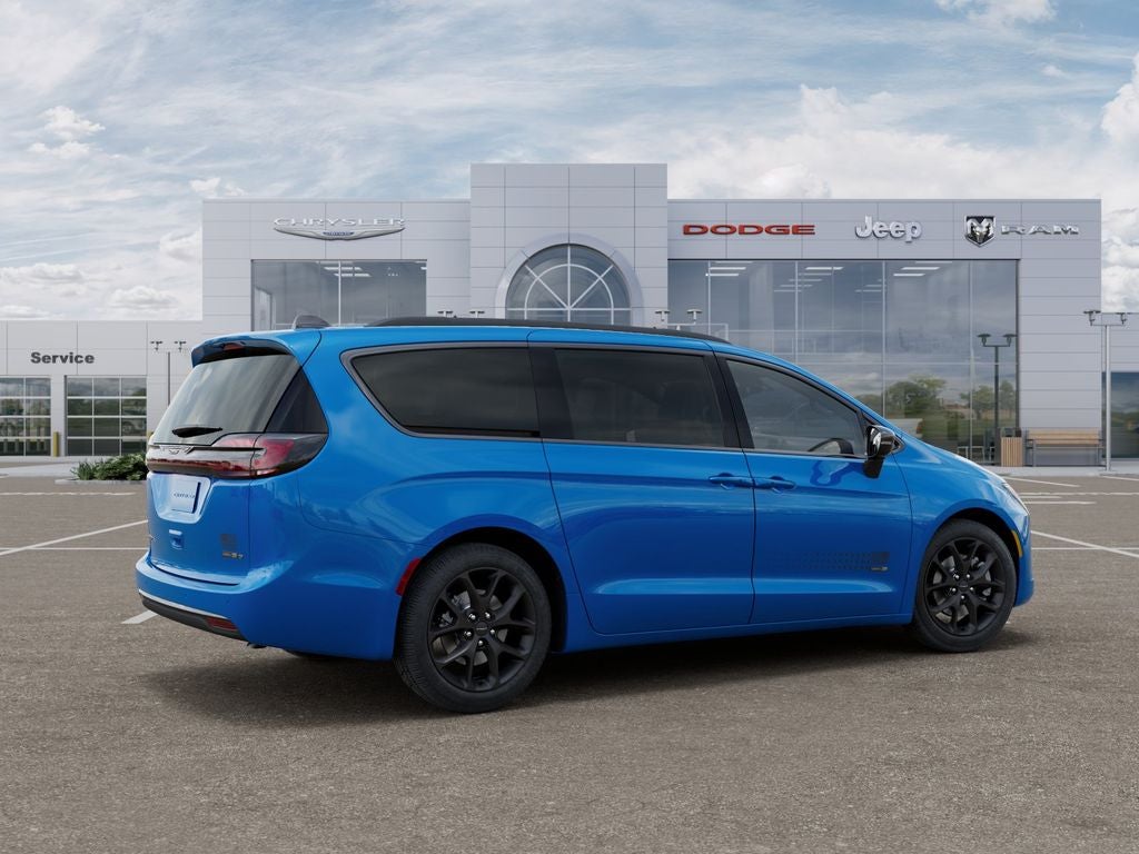 2027 Chrysler Pacifica 250th Anniversary AWD