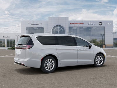 2026 Chrysler Pacifica Select AWD