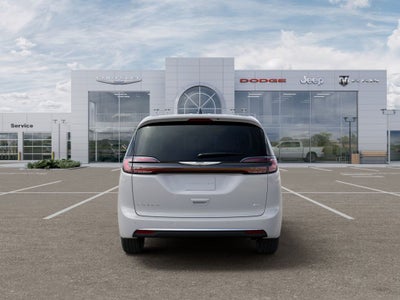 2026 Chrysler Pacifica Select AWD