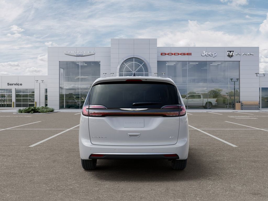 2026 Chrysler Pacifica Select AWD