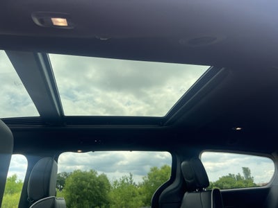 2027 Chrysler Pacifica Limited S AWD