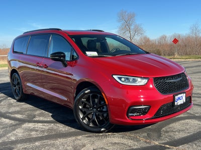 2026 Chrysler Pacifica Limited