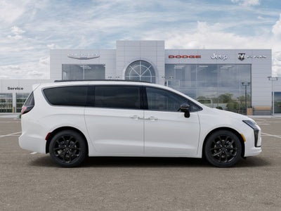 2027 Chrysler Pacifica Limited S AWD