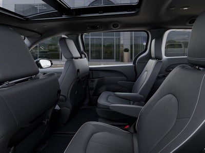 2027 Chrysler Pacifica Limited S AWD