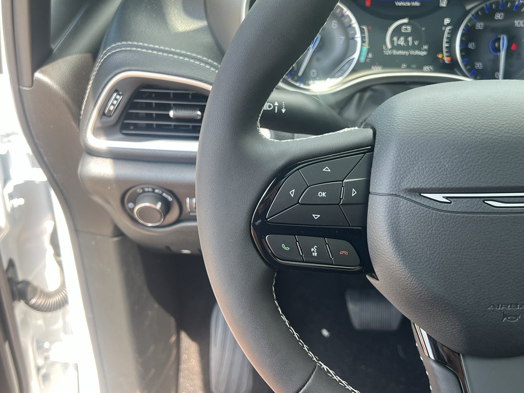 2027 Chrysler Pacifica Limited S AWD
