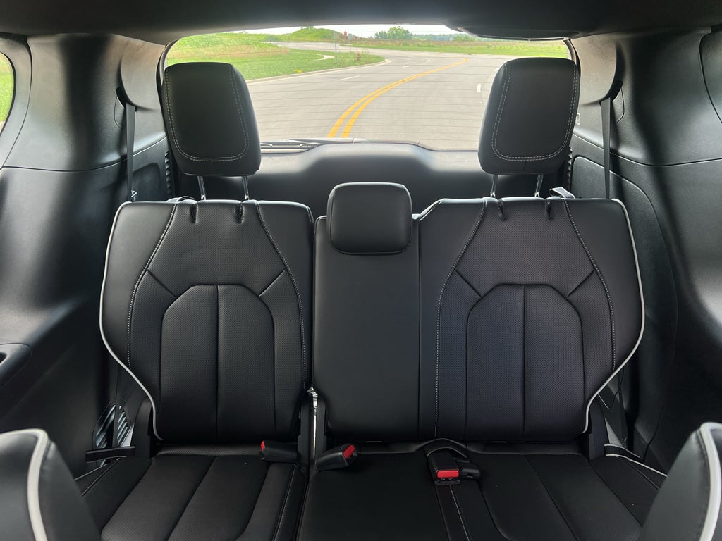 2027 Chrysler Pacifica Limited S AWD