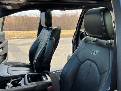 2022 Chrysler Pacifica Limited