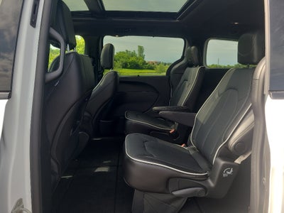 2026 Chrysler Pacifica Limited S AWD