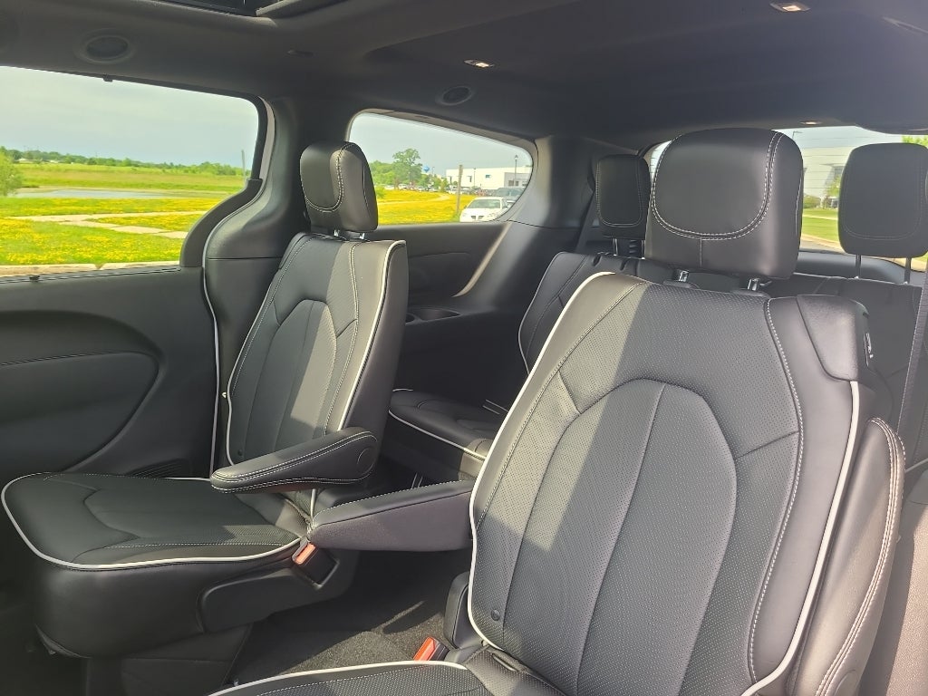 2026 Chrysler Pacifica Limited S AWD