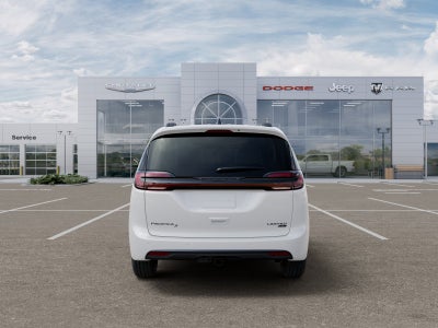 2027 Chrysler Pacifica Limited Preferred AWD