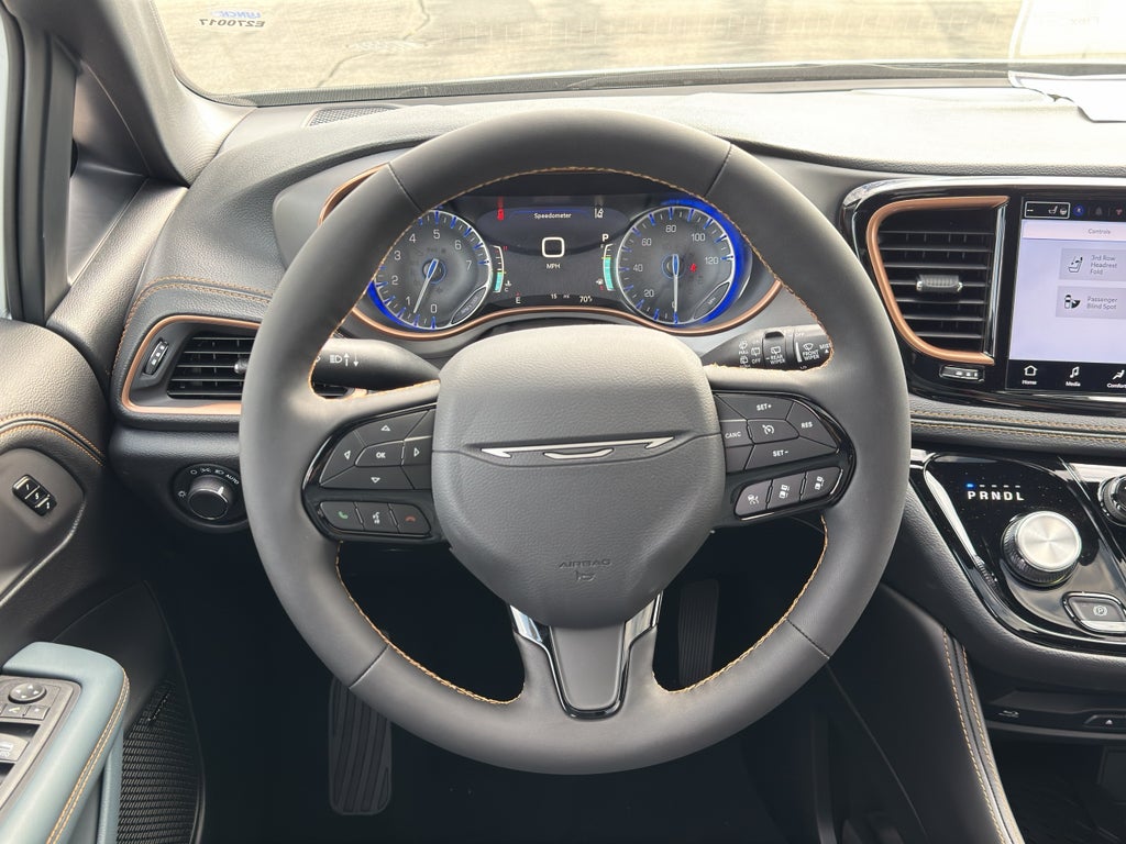 2027 Chrysler Pacifica Pinnacle APEX AWD