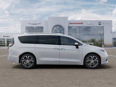 2026 Chrysler Pacifica Pinnacle