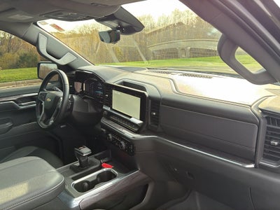 2024 Chevrolet Silverado LTZ