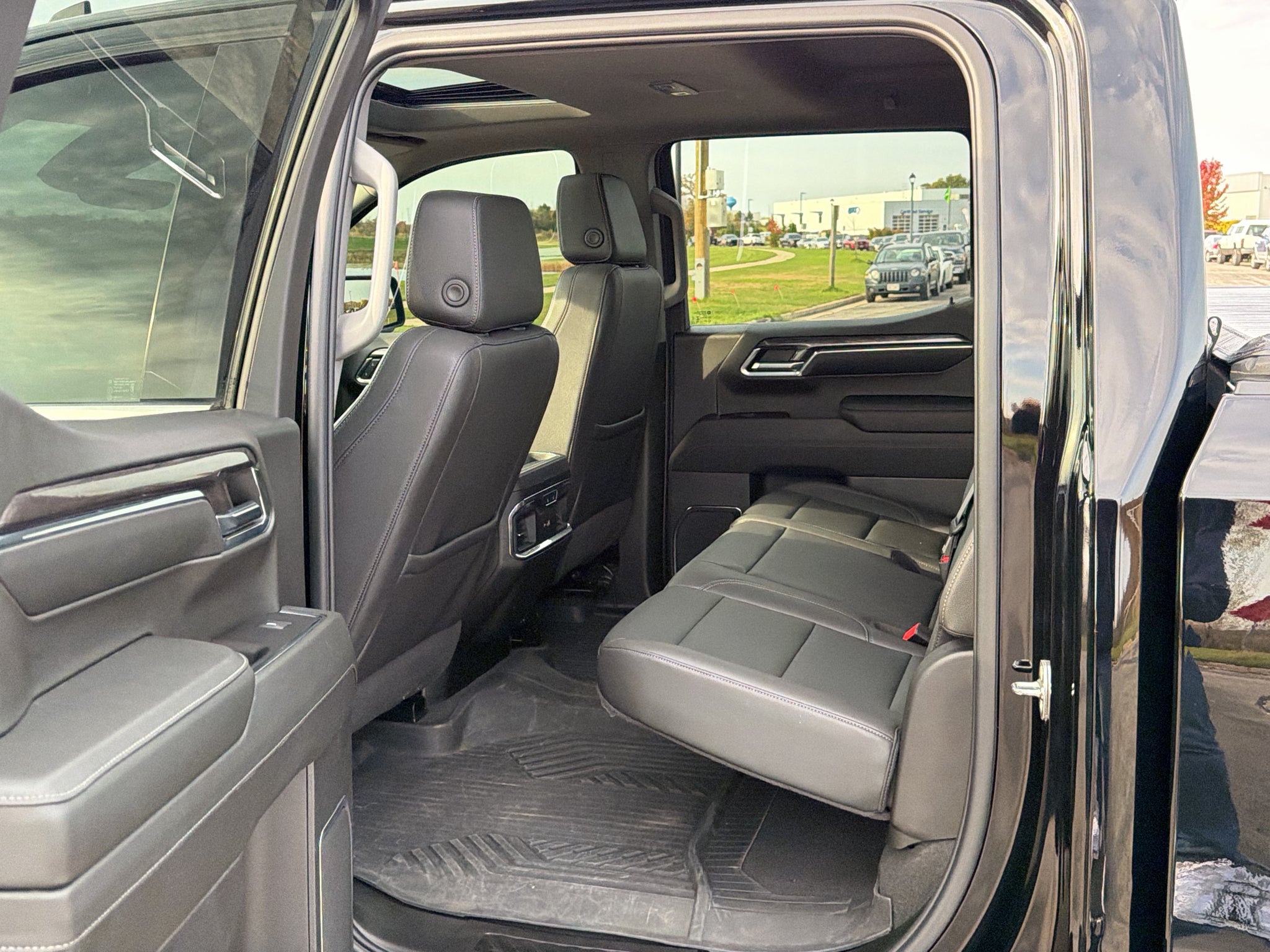 2024 Chevrolet Silverado LTZ