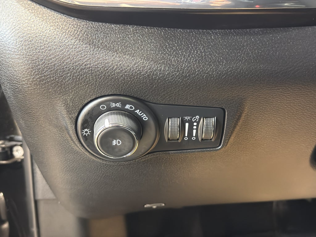 2023 Jeep Compass Limited Sun and Sound
