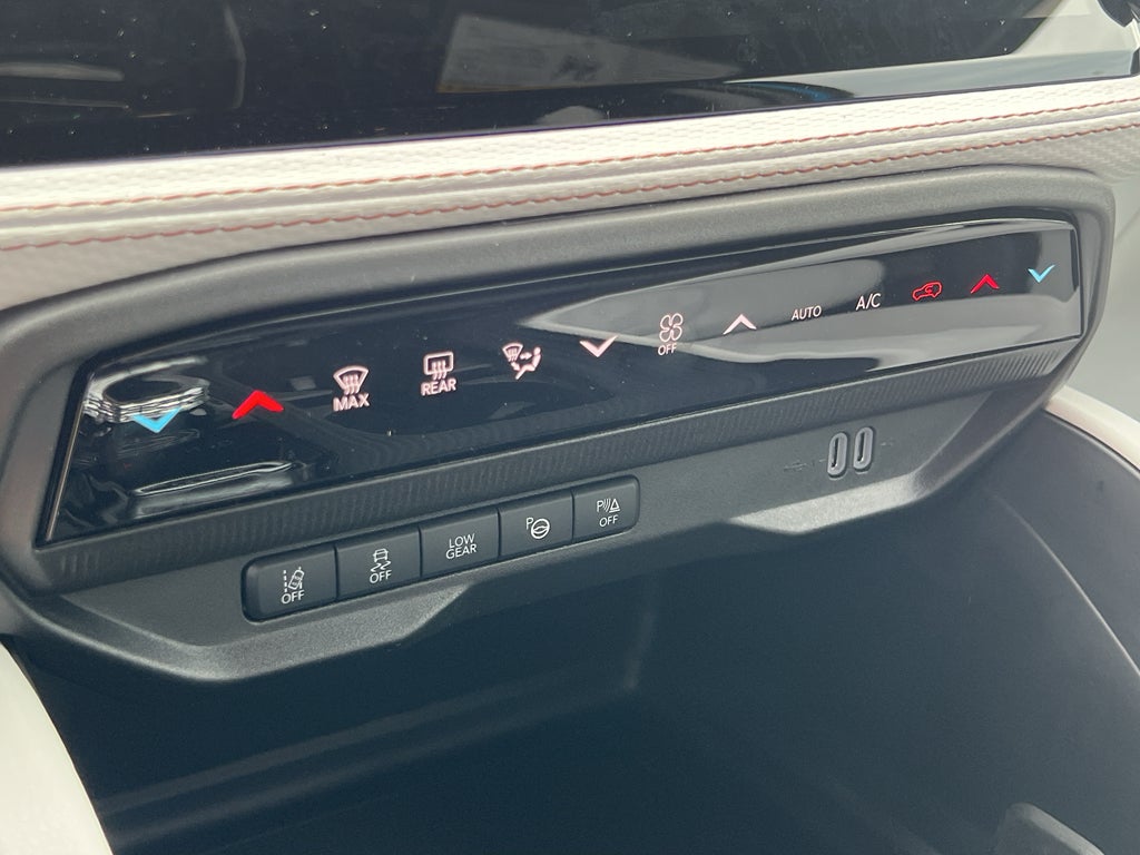 2026 Jeep Cherokee Overland Advanced Pro-Tech