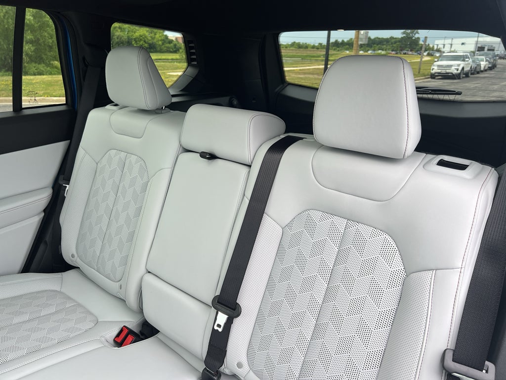 2026 Jeep Cherokee Overland Advanced Pro-Tech