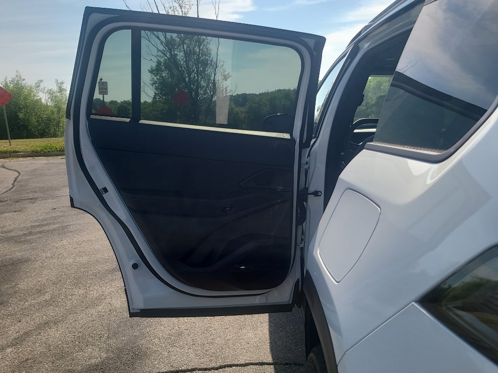 2026 Jeep Cherokee Overland Preferred