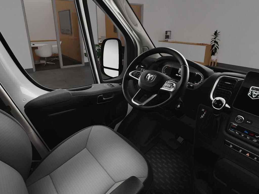 2025 RAM ProMaster 2500 Window Van SLT+ 10 Passenger Halfback