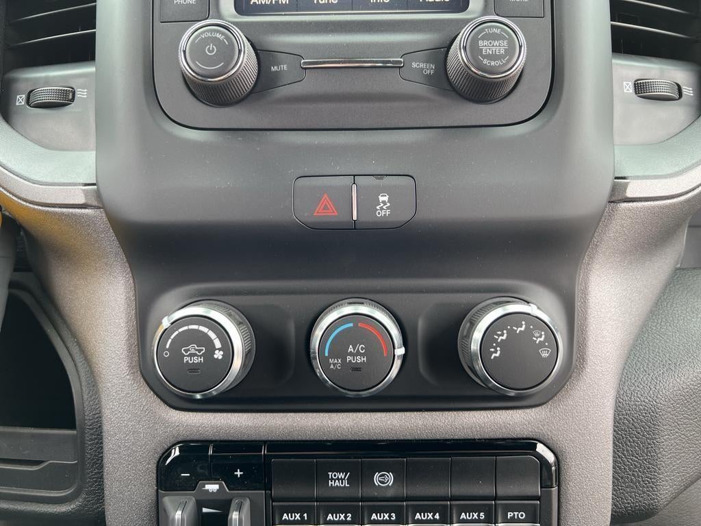 2023 RAM 5500 Chassis Tradesman Chassis 120 C/A 4x4