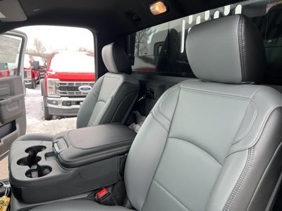 2023 RAM 5500 Chassis Tradesman Chassis 120 C/A 4x4