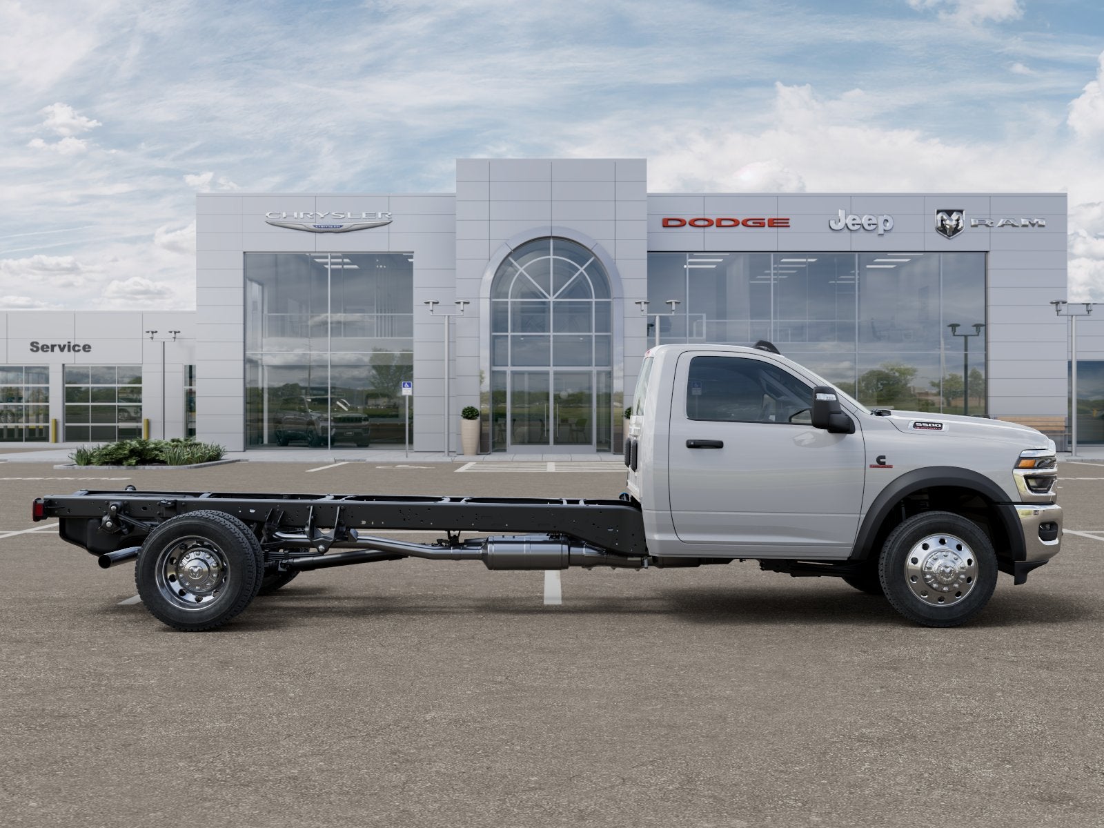 2026 RAM 5500 Chassis Tradesman 120CA 4x4
