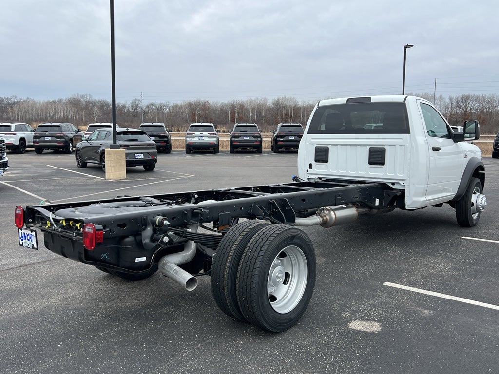 2026 RAM 3500 Chassis Tradesman Chassis 84 C/A 4x4