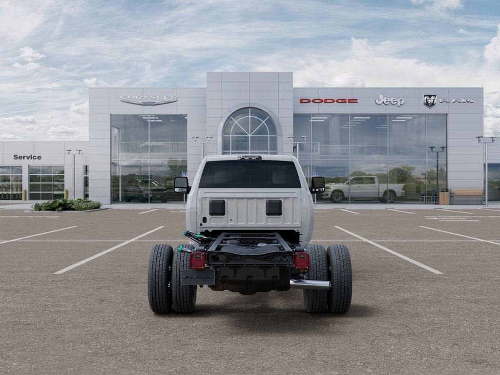 2026 RAM 3500 Chassis Tradesman Chassis 84 C/A 4x4