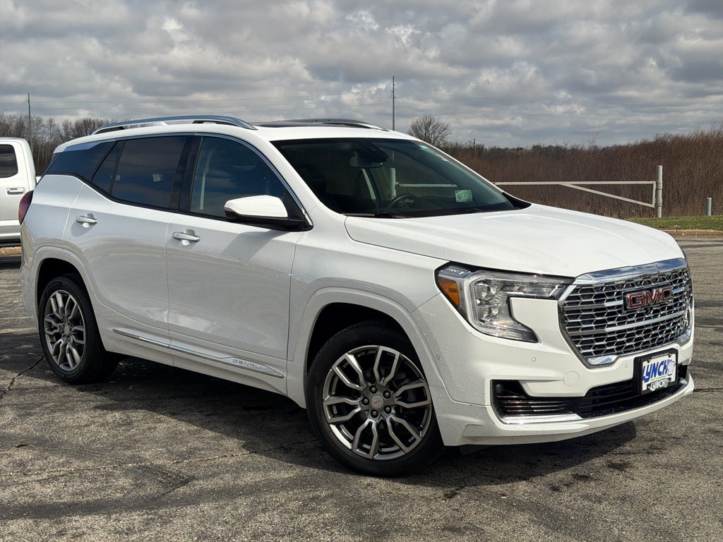 2023 GMC Terrain Denali