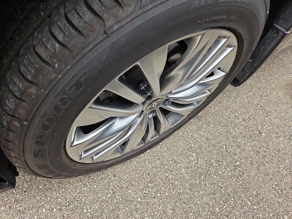 2024 Toyota Highlander Platinum