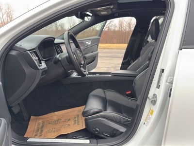 2024 Volvo S60 Plus Black Edition AWD