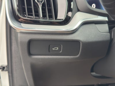 2024 Volvo S60 Plus Black Edition AWD