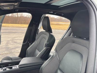 2024 Volvo S60 Plus Black Edition AWD