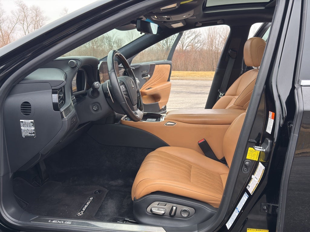 2023 Lexus LS 500 Luxury Package