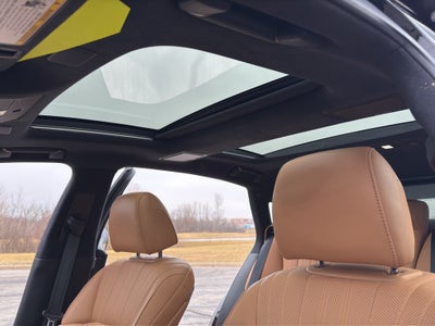 2023 Lexus LS 500 Luxury Package